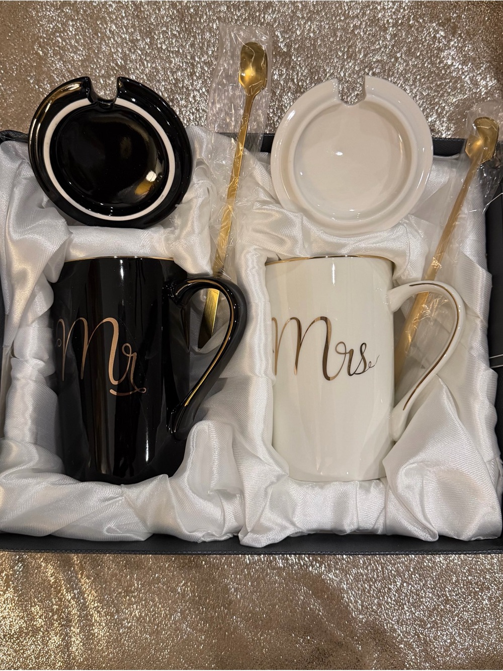 Mr. & Mrs. Gold Script Ceramic Mug Set with Gift Box